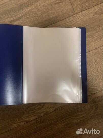 Синяя папака attache на 80 файлов