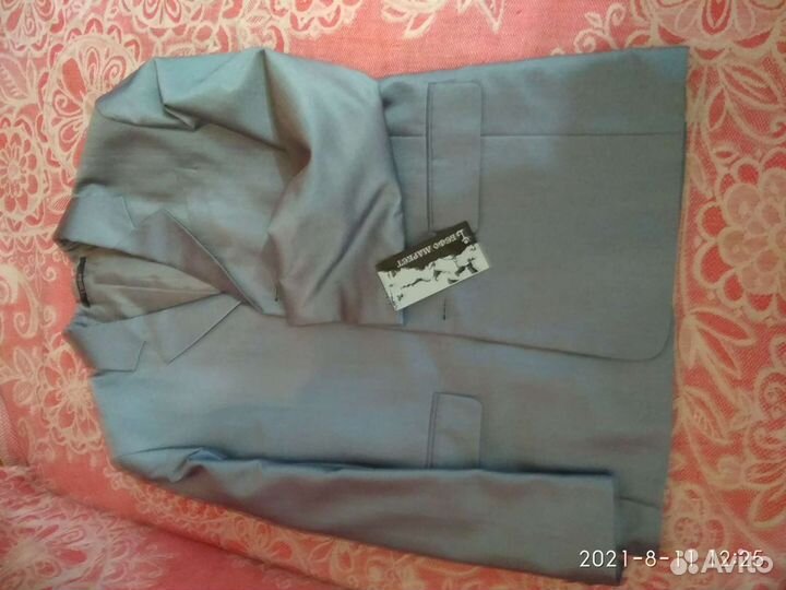 Костюм для мальчика новый