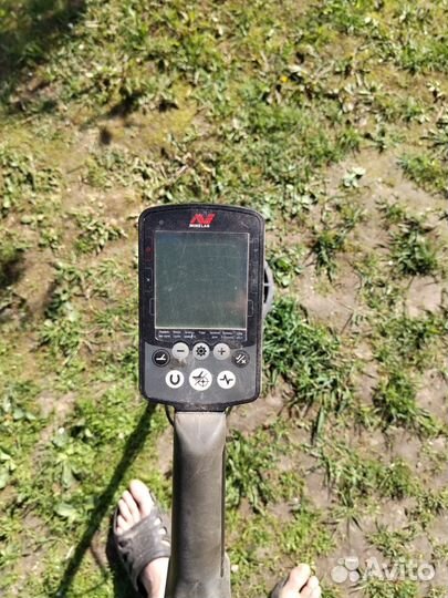 Металлоискатель minelab equinox 800