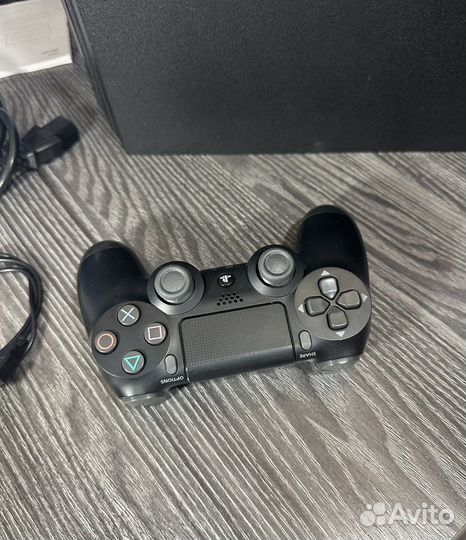 PlayStation 4 Pro полный комплект