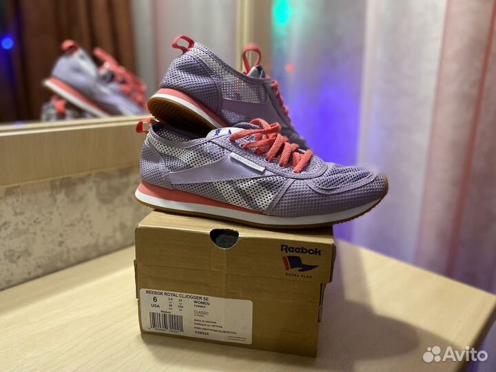 Кроссовки reebok женские 36р