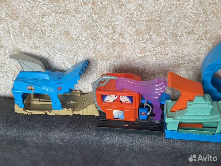 Hot wheels и не только для мальчика пакетом