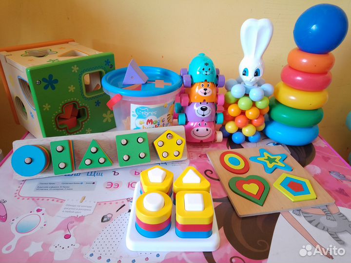 Развивающие игрушки (сортеры) для детей