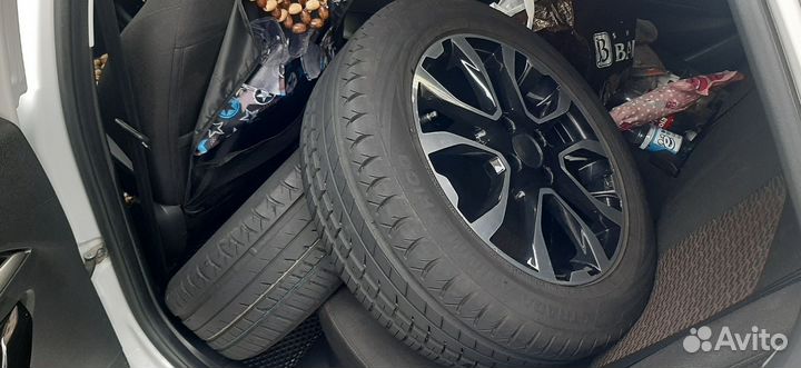 R16 Viatti Strada Asimmetrico V-130 205/55, PCD 4x100 DIA 60.1