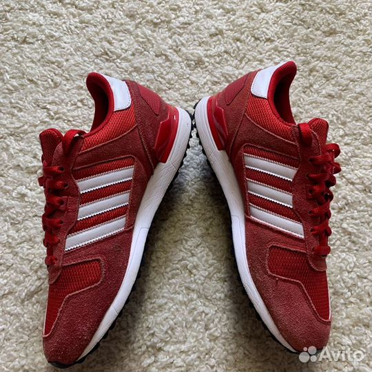 Кроссовки Adidas Originals ZX 700 Оригинал