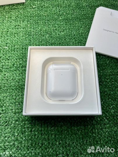 Air Pods 2 Lux + чехол в подарок