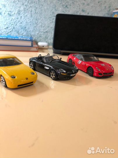 Машинки burago