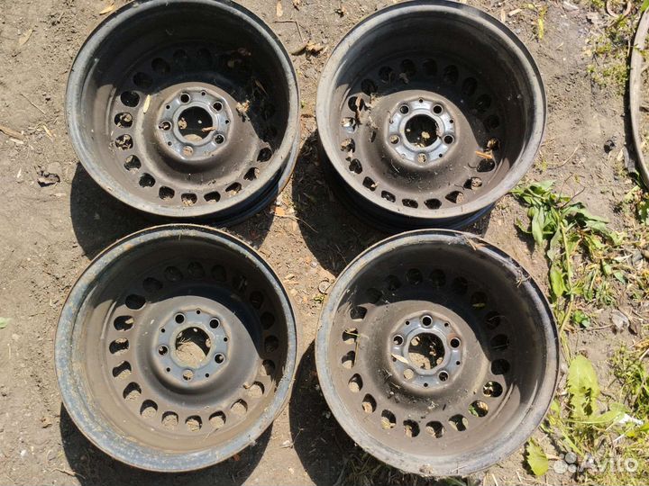 Колпаки и диски на Mercedes