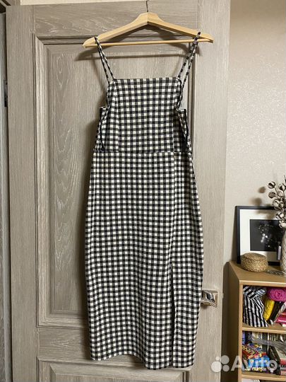 Платье Zara, размер L
