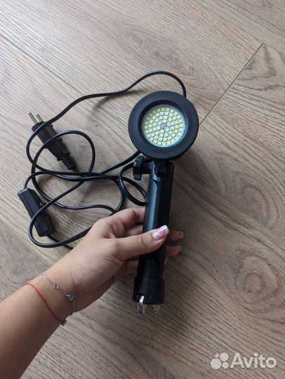 Мини светодиодная лампа на штативе