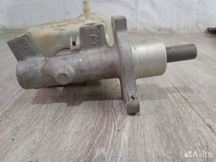 Главный тормозной цилиндр Bmw 3-Series E46 2000