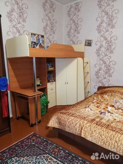 Детская кровать чердак со столом и шкафом бу