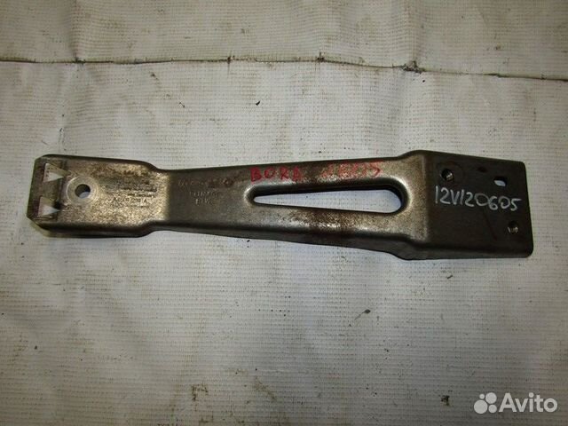 Кронштейн (сопут. товар) Golf IV/Bora 1997-2005