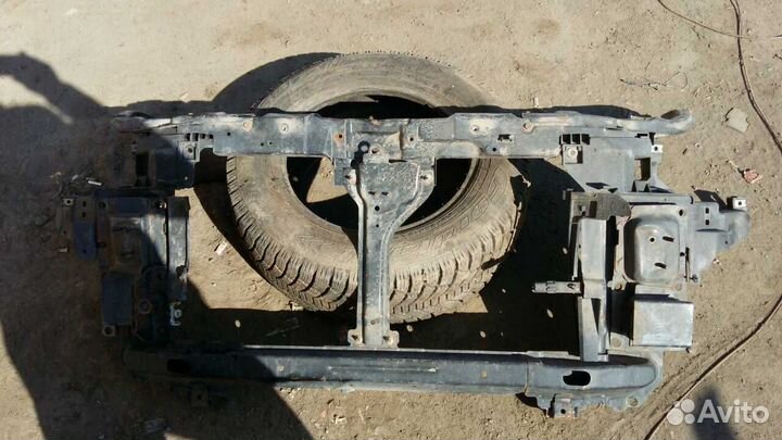 Панель передняя (телевизор) Nissan Murano 3.5L б/у