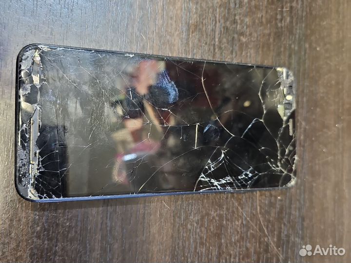 Xiaomi Redmi 5 Plus, 3/32 ГБ