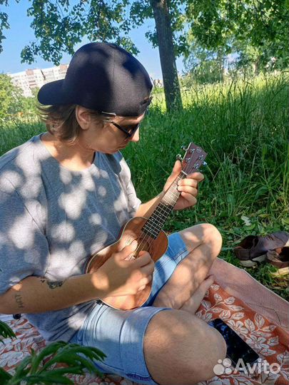 Уроки гитары и укулеле онлайн, педагог по гитаре