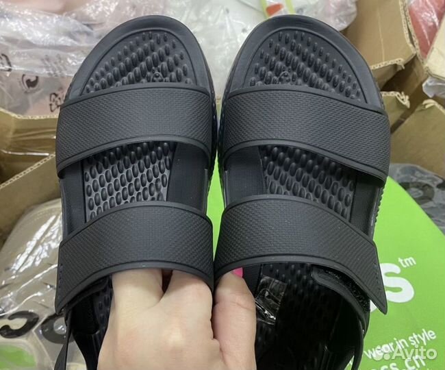 Сандалии crocs