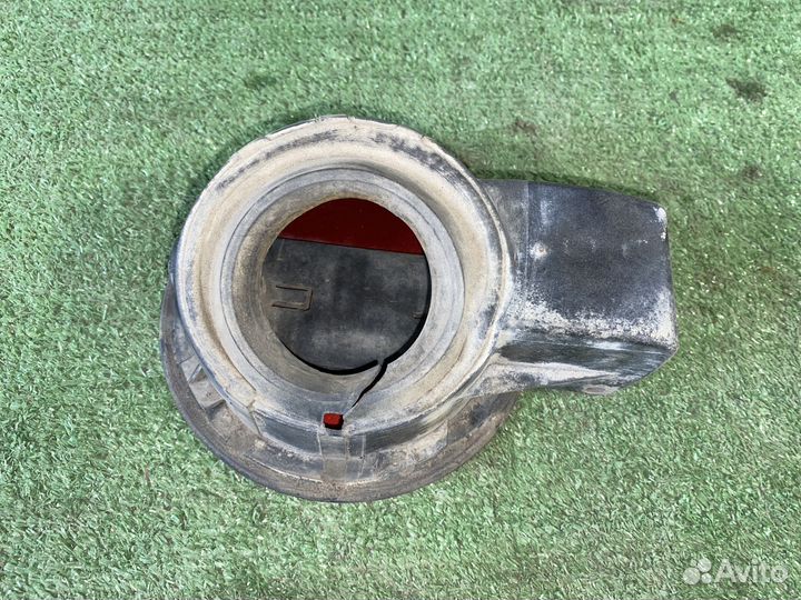 Лючок бензобака ford fusion