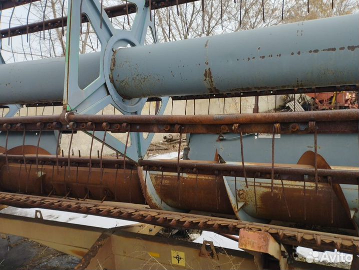 Комбайн Ростсельмаш Vector, 2007