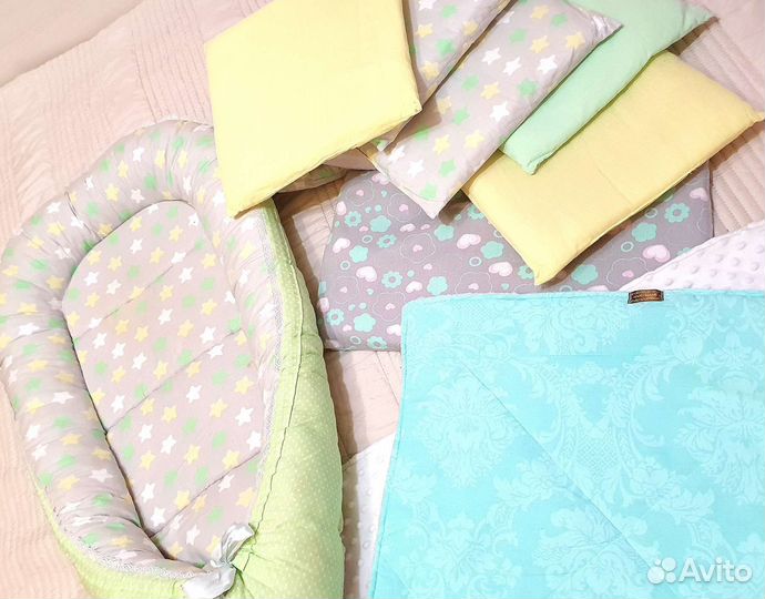 Комплект в детскую кроватку с бортиками