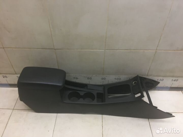 Консоль Corolla E12 2001-2006