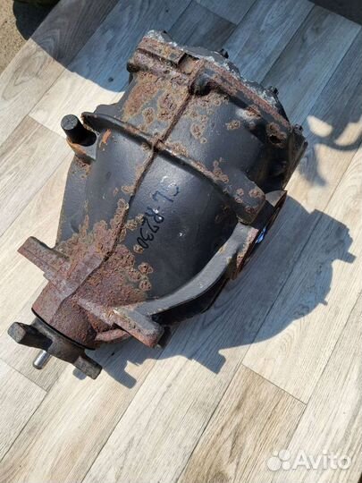 Редуктор заднего моста на Мерседес R230-SL500