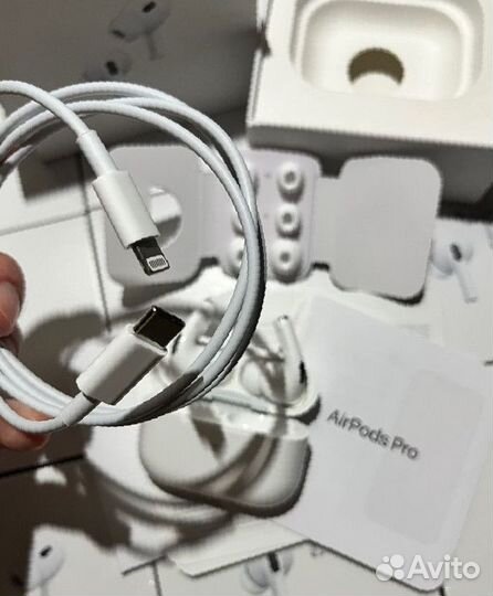 Наушники Apple AirPods Pro 2