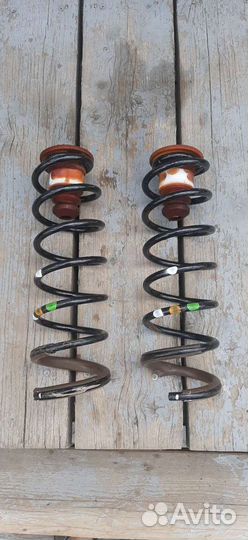 Citroen Berlingo пружина