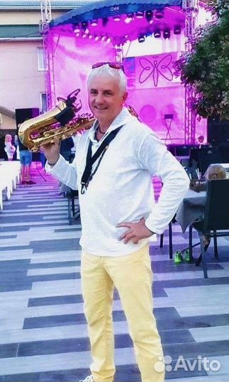 Ведущий-саксофонист,тамада,свадьбы,юбилеи и др