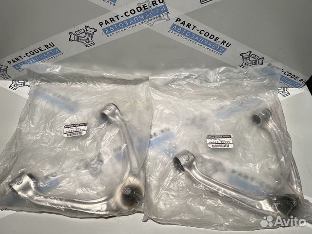 Передний верхний рычаг Infiniti G25, G35, G37, Q40