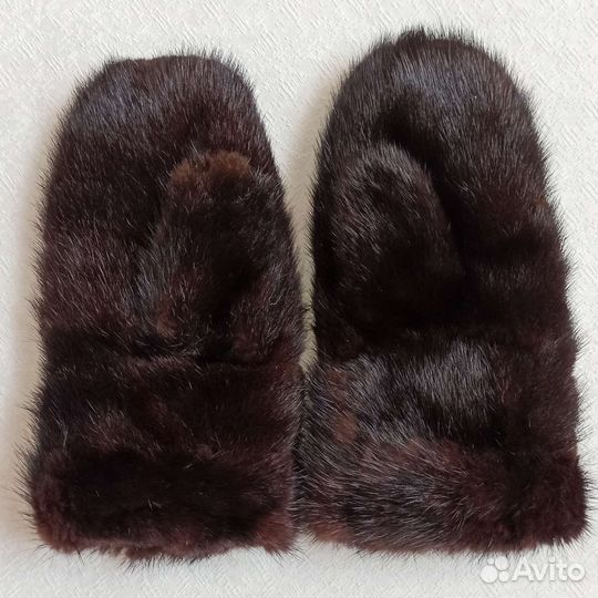 Редкая вещь Варежки из норки
