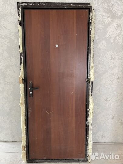 Дверь входная