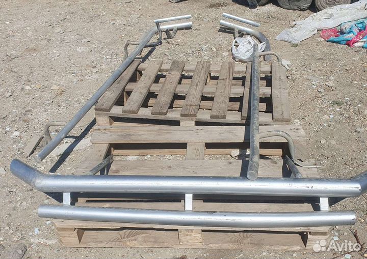 Нижняя защита бамперов и порогов