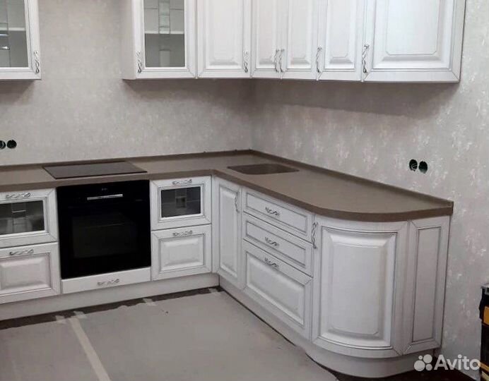 Кухонный гарнитур угловой