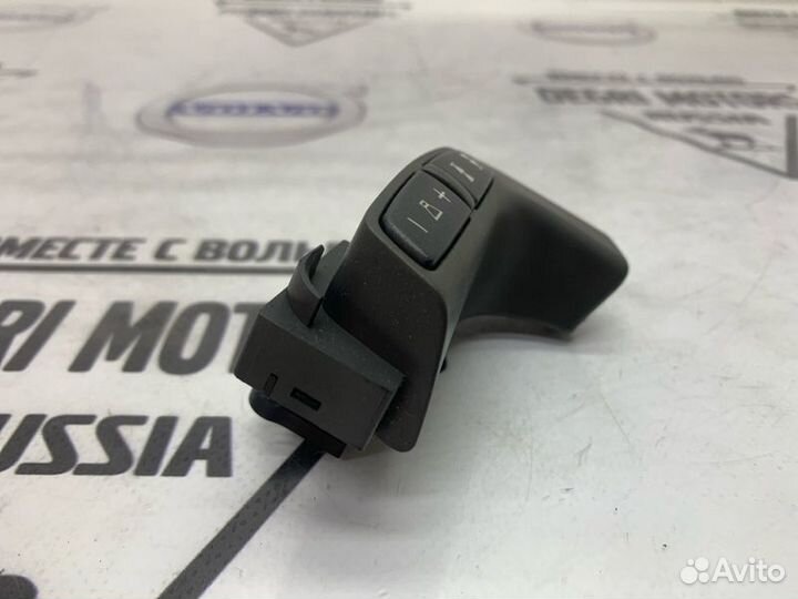 Переключатель аудио Volvo S80 XC70 XC90 8691662