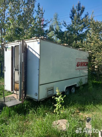 Прицеп-Купава для торговли мясом