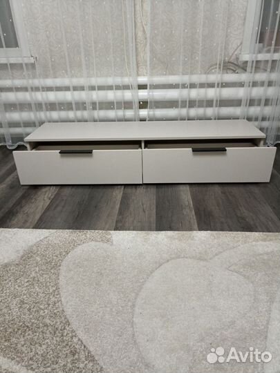 Подвесная TV-тумба