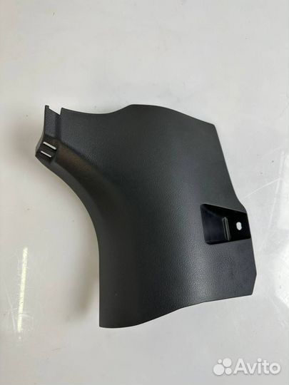 Обшивка стойки передняя правая нижняя Lexus NX