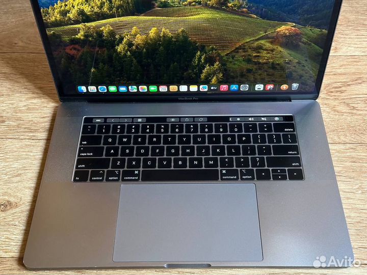 Macbook Pro 15 2019 i7/16gb/256gb Radeon 555x 4gb