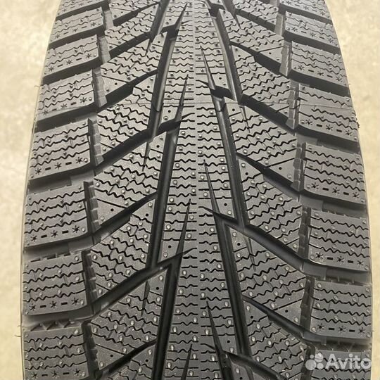 Hankook Winter I'Cept iZ 2 W616 205/55 R16 94T