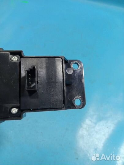 Блок управления стеклоподъемниками Land Rover Ran