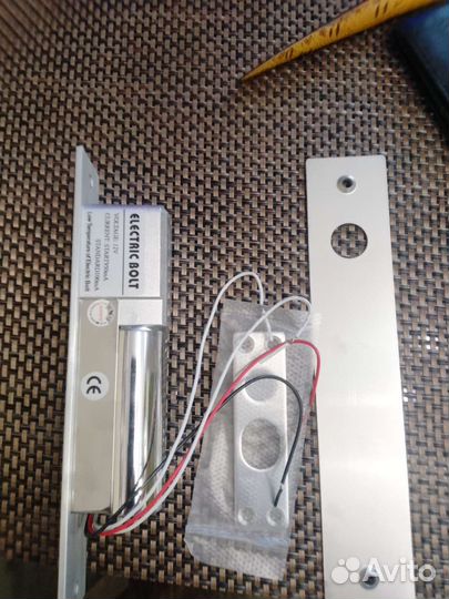 Солидной замок серии ST-DB100