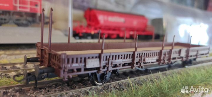 Roco. Платформа с автомобилем