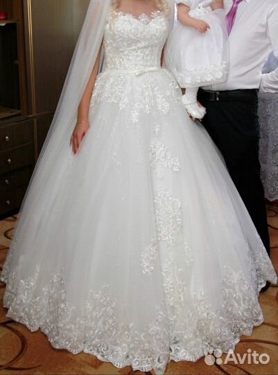 Свадебное платье