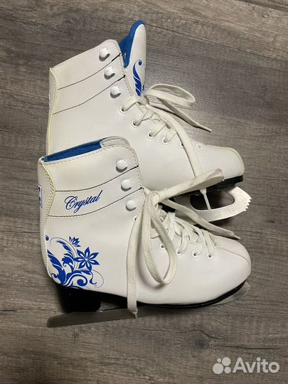 Коньки фигурные детские 35/36 р