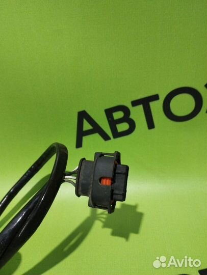 Датчик кислорода Opel Zafira Z18XER 2010