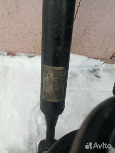 Стойки передние