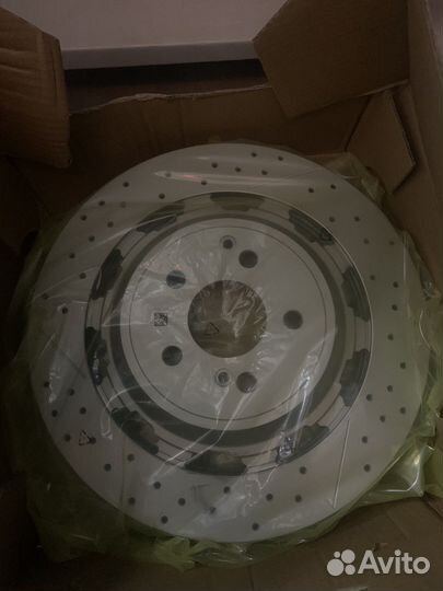 Тормозной диск задний Mercedes W222 AMG