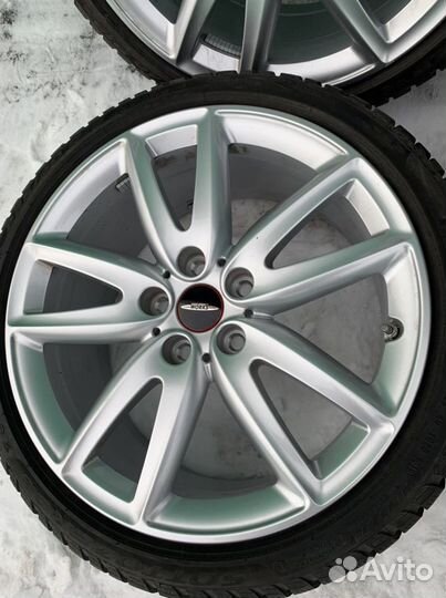 R18 Pirelli Winter Sottozero 3 225/40, PCD 5x112 DIA 38