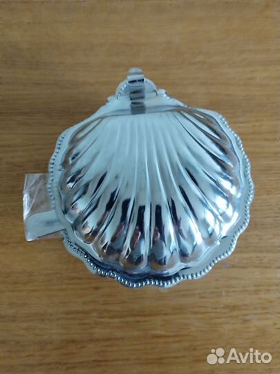 Ракушка икорница с ножом